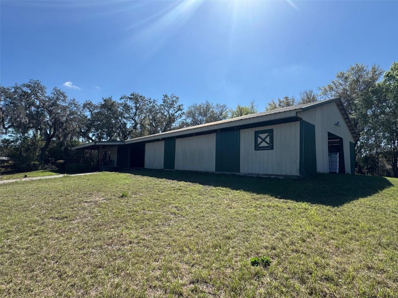 Photo 5 of 1065 S Massachusetts Ave, Deland, FL 32724