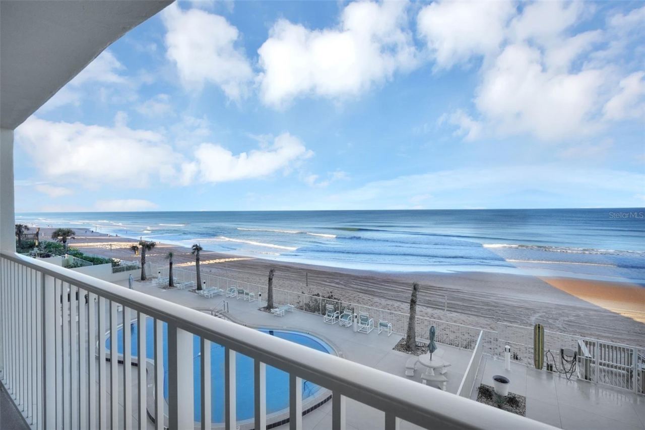Photo 5 of 89 S Atlantic Ave #204, Ormond Beach, FL 32176