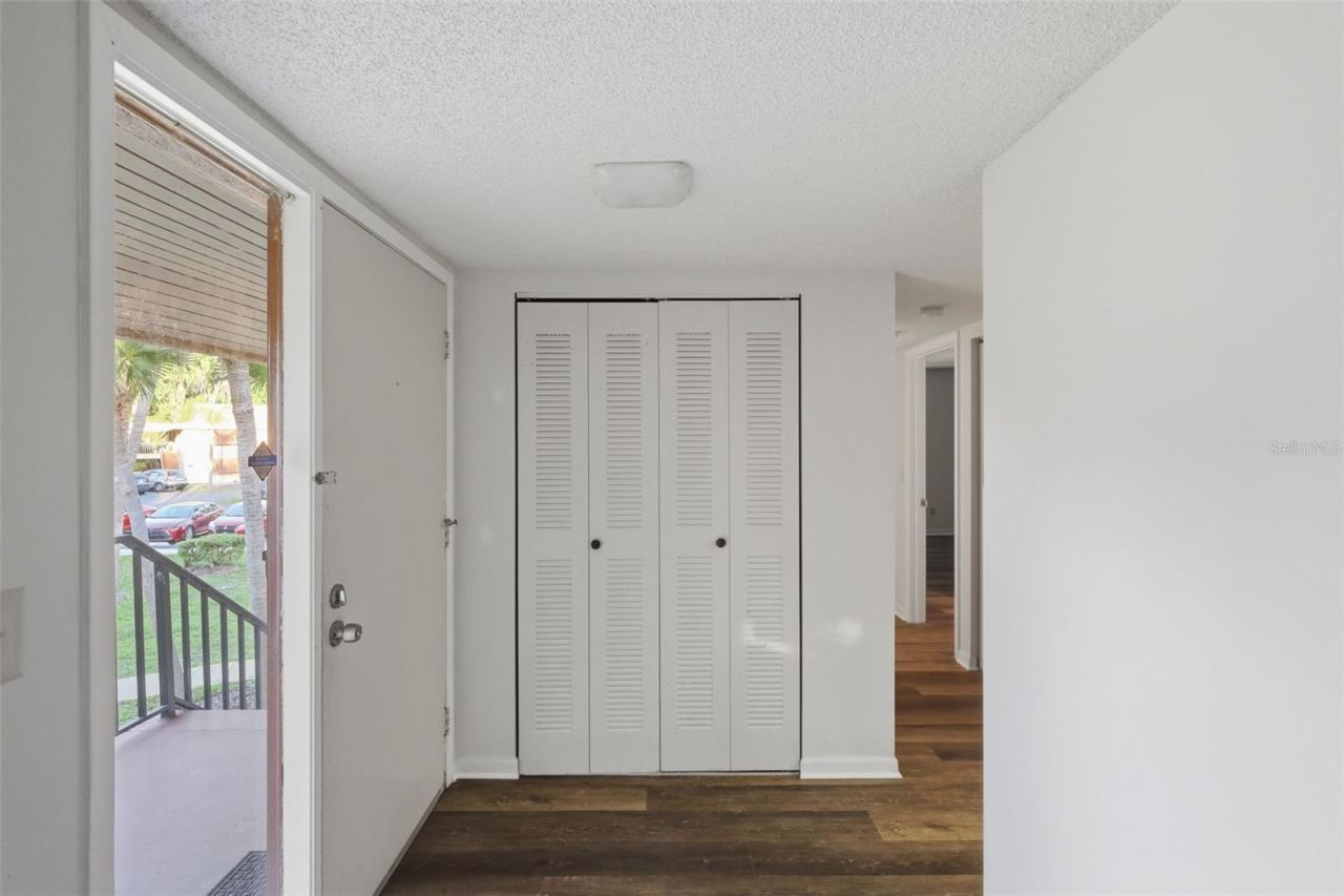Photo 5 of 100 Sweetgum Woods Ct #9b, Deltona, FL 32725