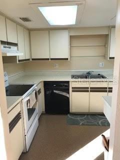 Photo 4 of 431 W Rich Ave #429, Deland, FL 32720