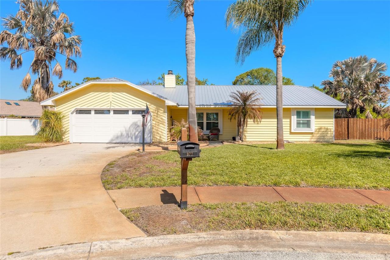 Photo 3 of 977 Sand Crest Dr, Port Orange, FL 32127