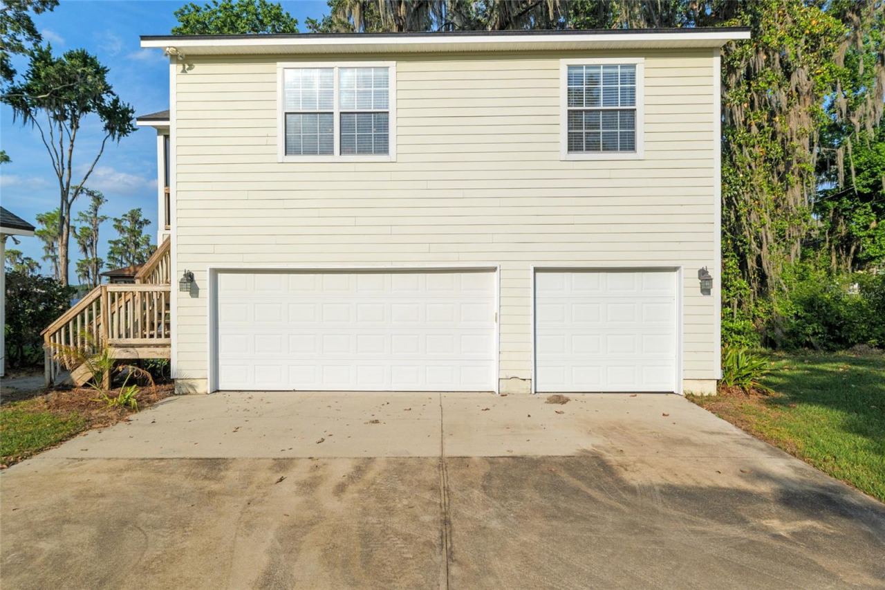 Photo 3 of 2499 Se 30th St, Melrose, FL 32666