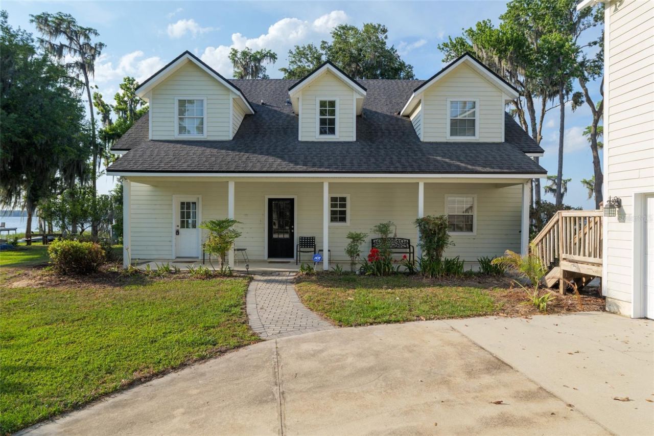 Photo 5 of 2499 Se 30th St, Melrose, FL 32666