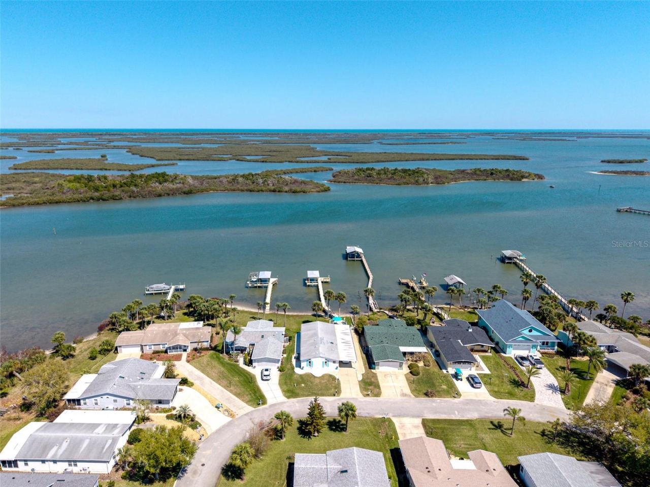 Photo 4 of 349 Marsh Landing Loop, Oak Hill, FL 32759