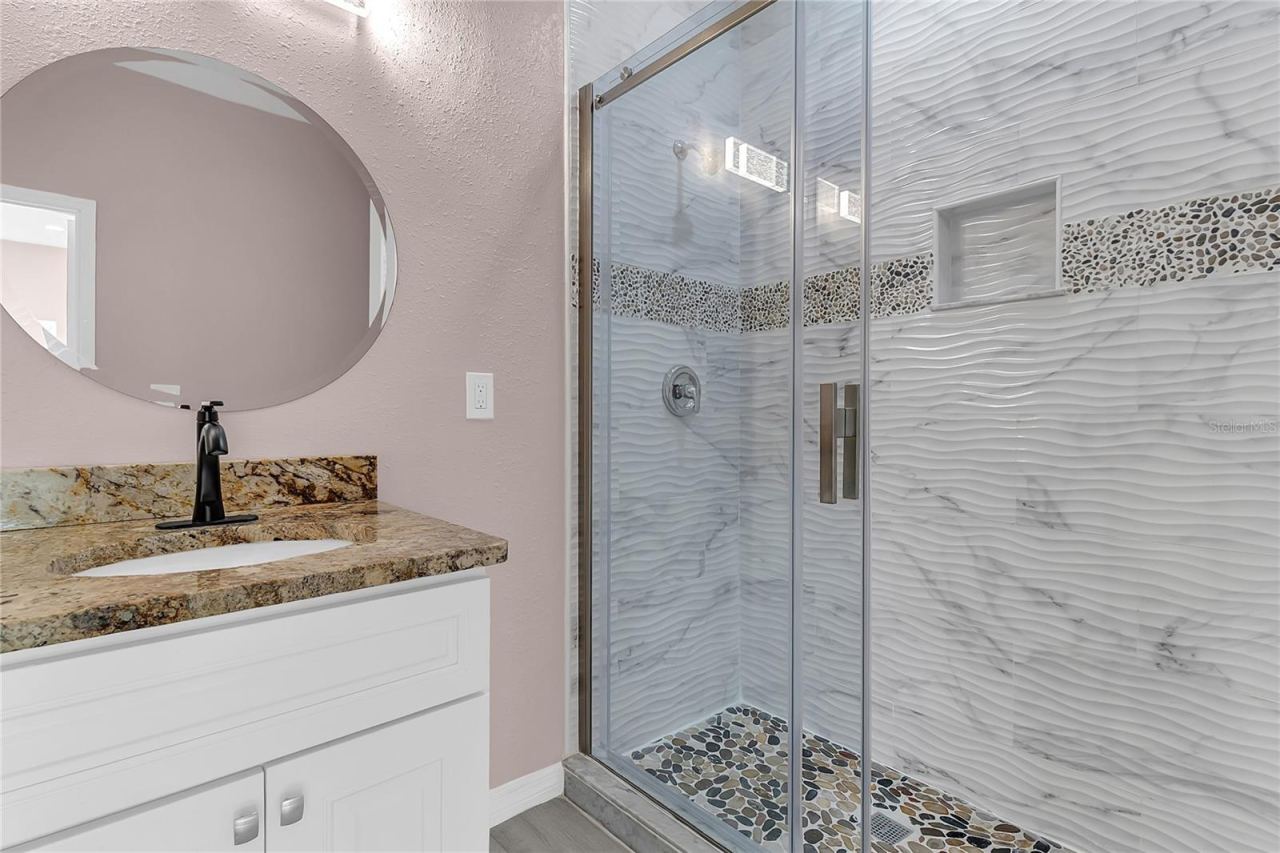 Photo 5 of 707 Hamilton St, New Smyrna Beach, FL 32168