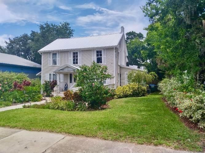 Photo 4 of 317 N Orange St, New Smyrna Beach, FL 32168