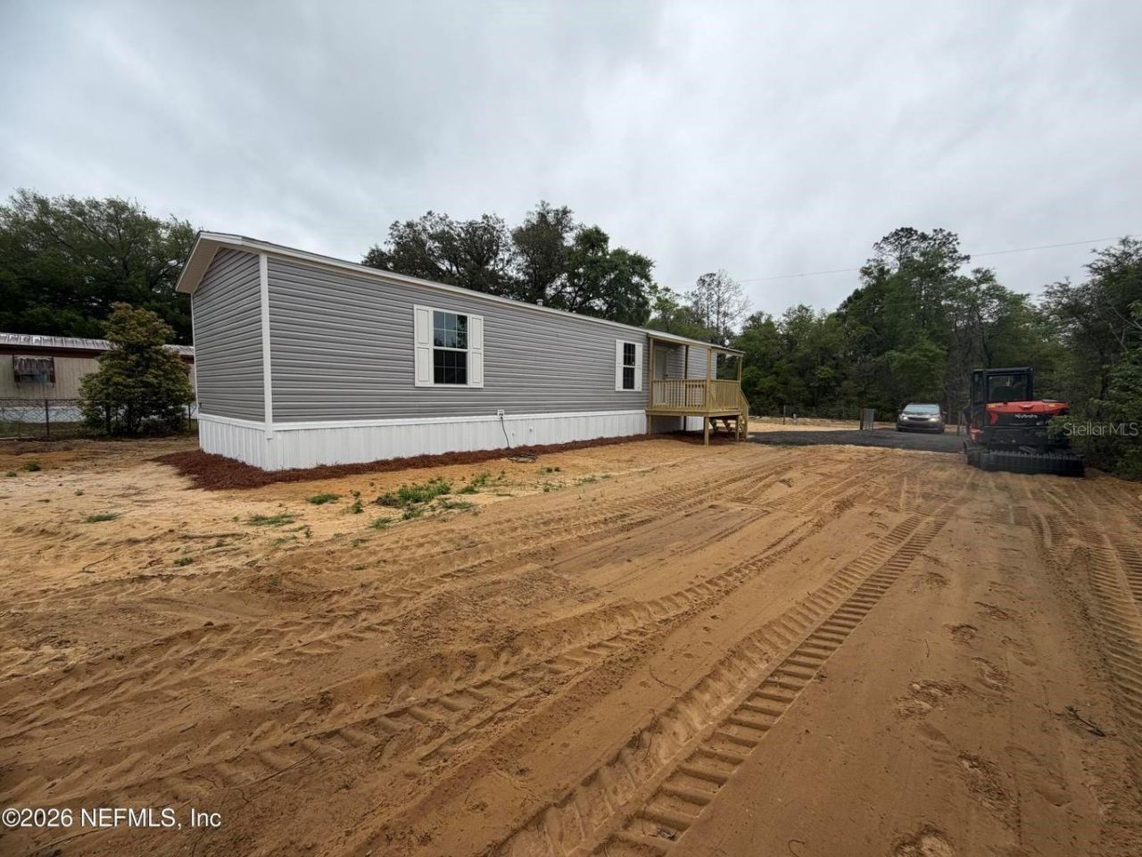 Photo 4 of 213 Milton Ave, Interlachen, FL 32148