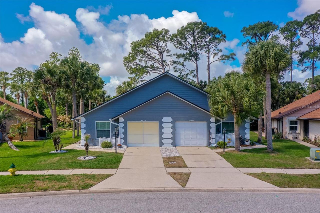 Photo 4 of 4538 Rockledge Ln, Port Orange, FL 32127