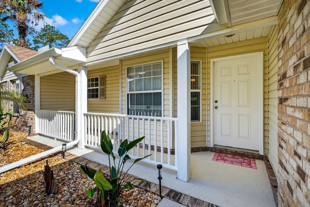 Photo 2 of 89 Robinson Dr, Palm Coast, FL 32164
