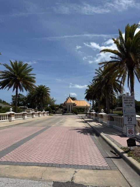 Photo 2 of 73 Old Oak S Dr, Palm Coast, FL 32137