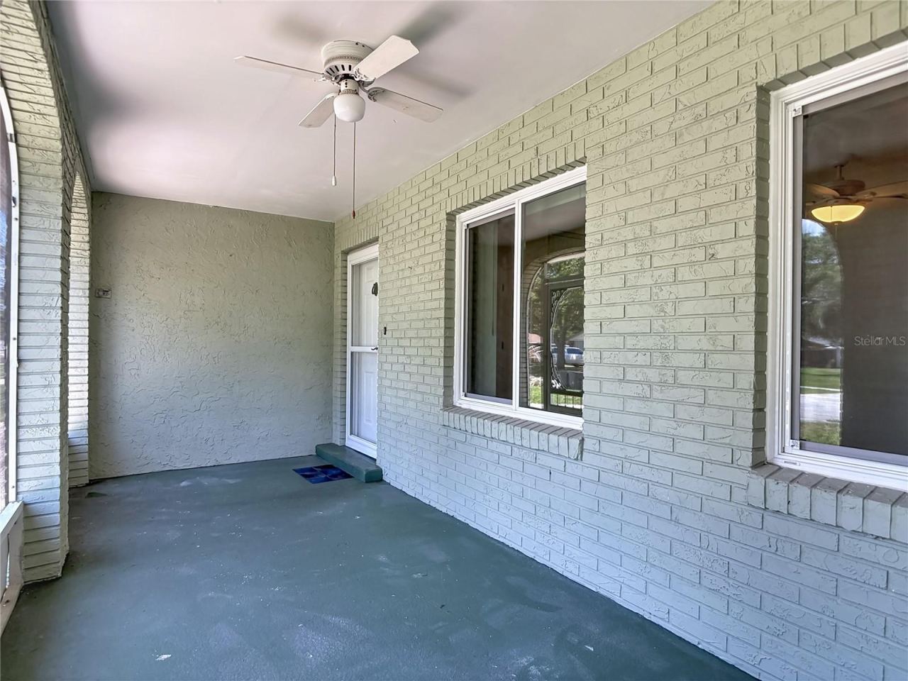 Photo 4 of 1237 Jeffery Dr, Port Orange, FL 32129