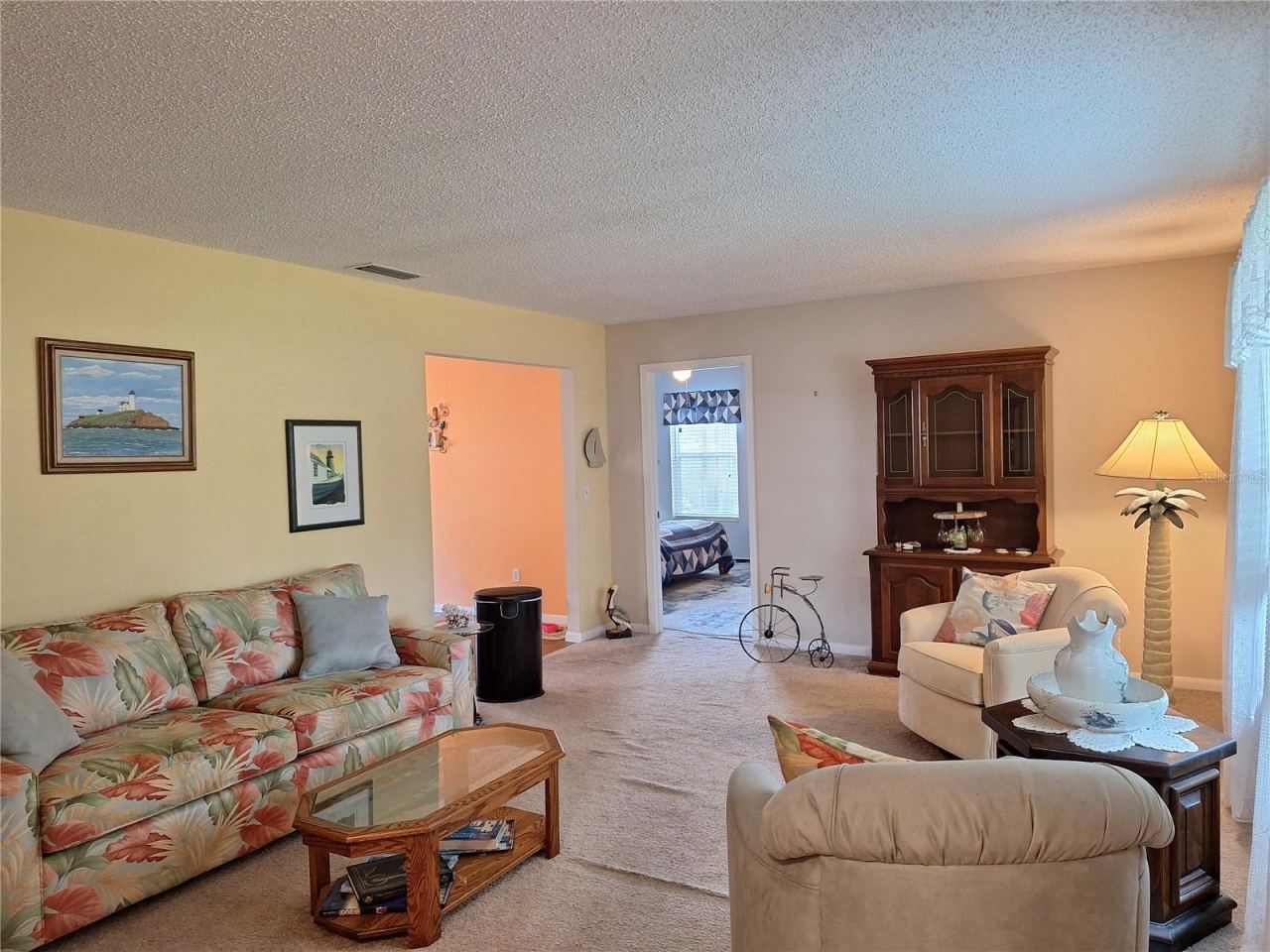 Photo 4 of 2707 Pine Tree Dr, Edgewater, FL 32141