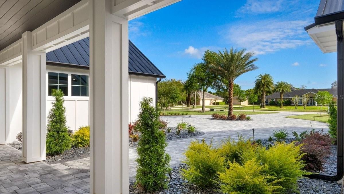 Photo 4 of 825 Pheasant Run Ct W, Port Orange, FL 32127