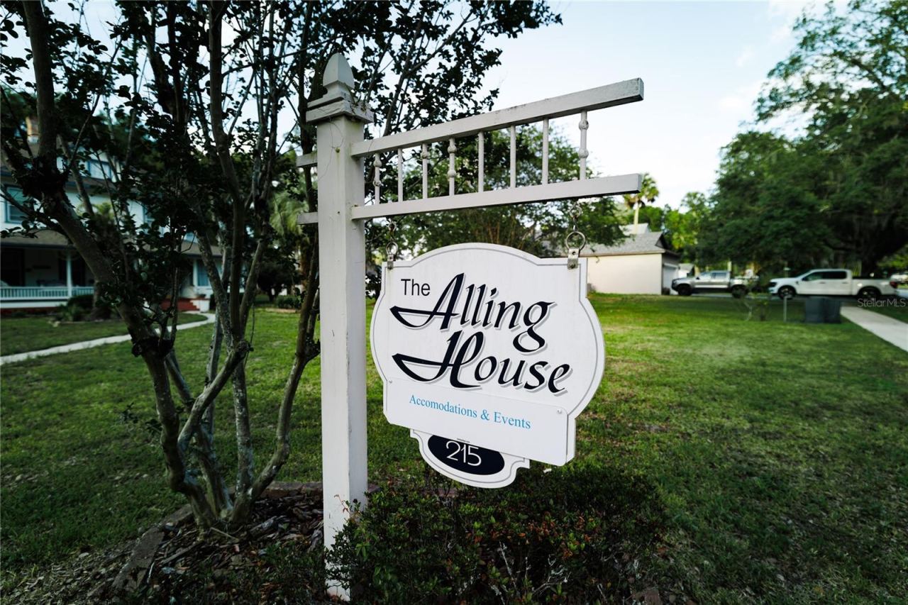 Photo 4 of 215 E French Ave, Orange City, FL 32763