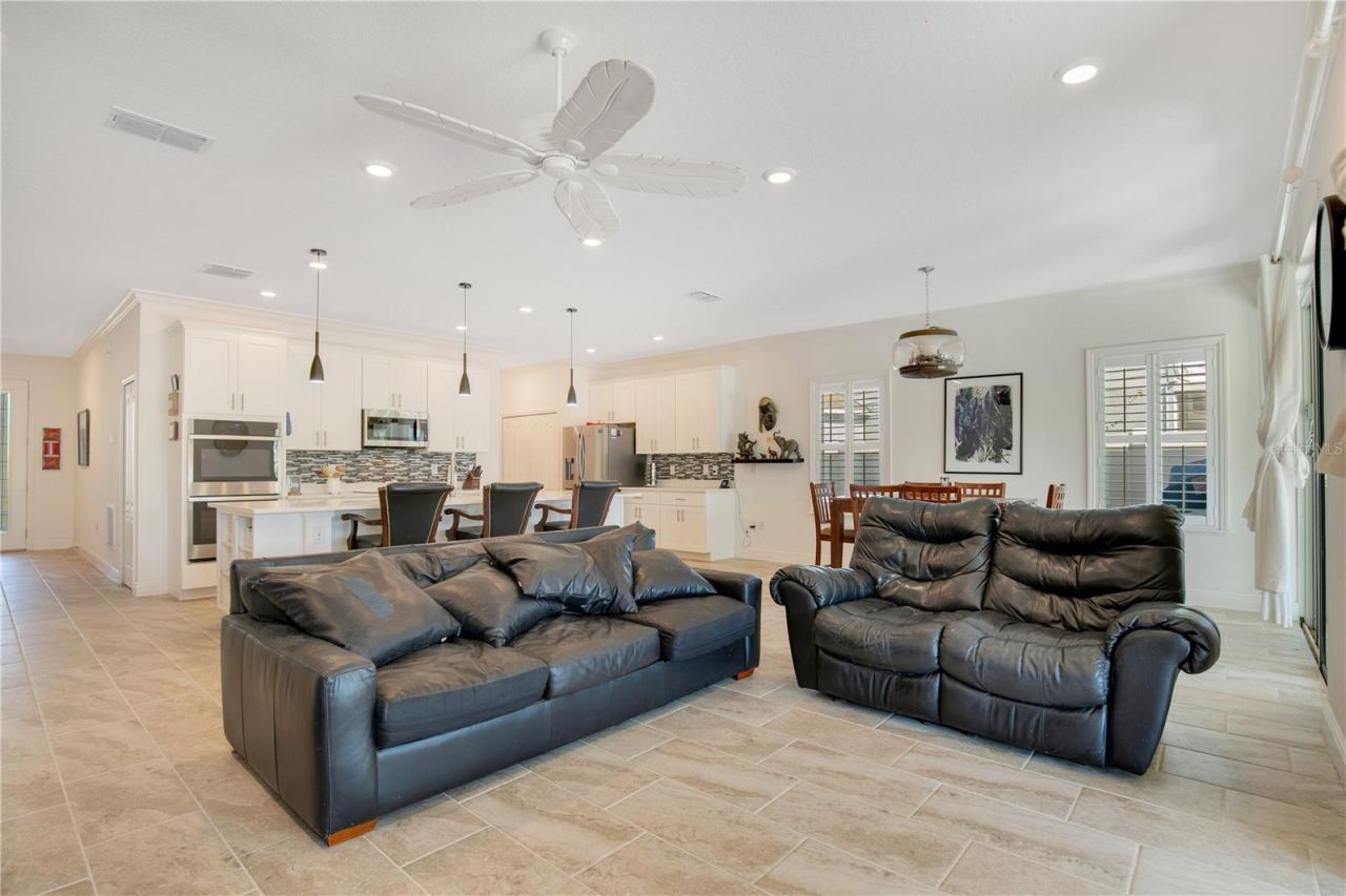 Photo 5 of 260 Jackson Loop, Deland, FL 32724
