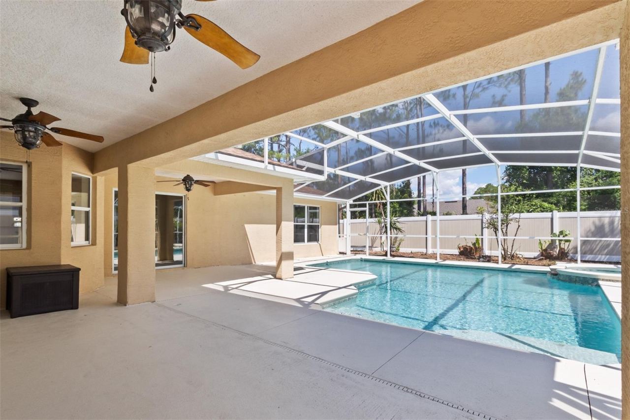 Photo 5 of 90 Universial Trl, Palm Coast, FL 32164