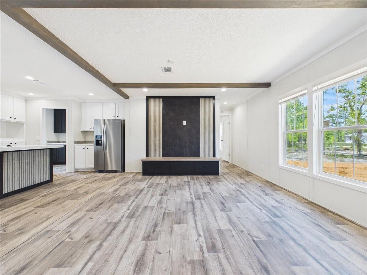 Photo 4 of 137 Beulah Dr, Hawthorne, FL 32640