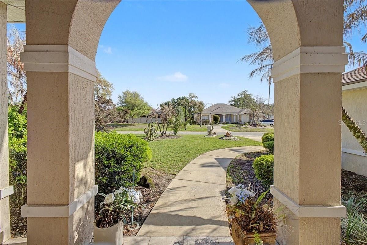Photo 4 of 11 Crescent Lake Way, Ormond Beach, FL 32174