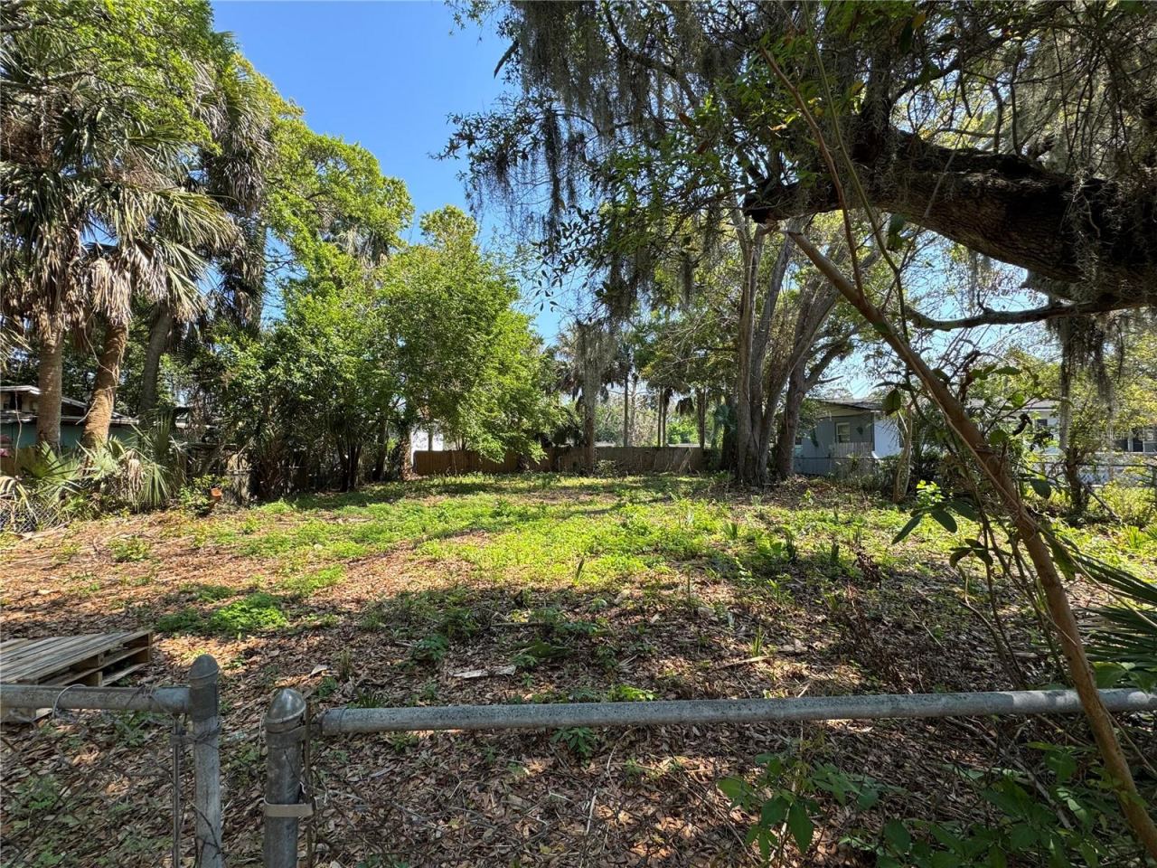 Photo 5 of 1127 Martha Dr, Daytona Beach, FL 32114