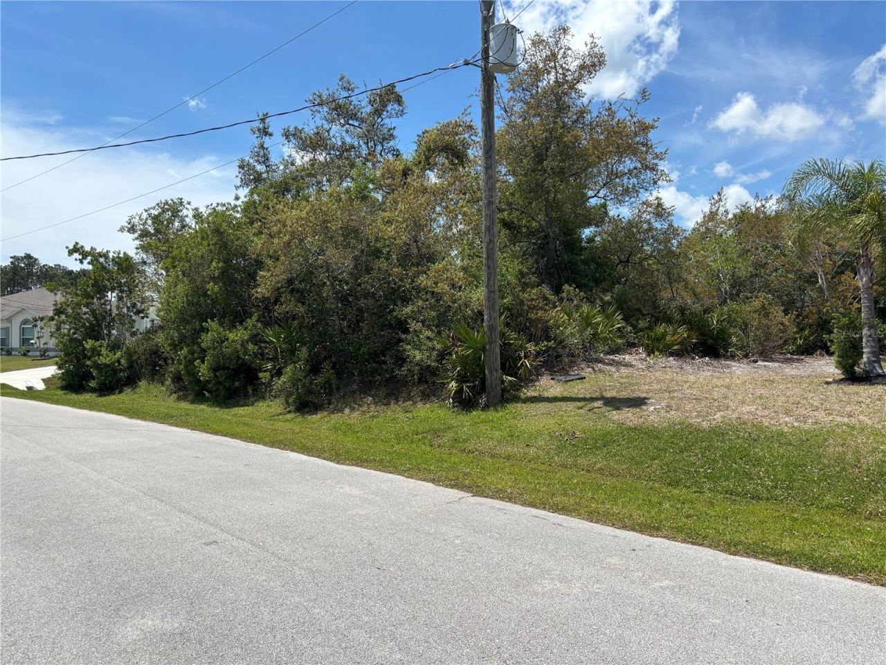 Photo 3 of 28 Fallwood Ln, Palm Coast, FL 32137