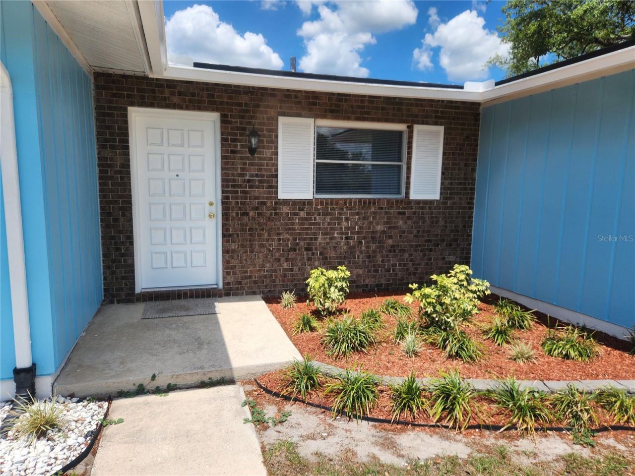 Photo 4 of 1952 English Dr, Deltona, FL 32738