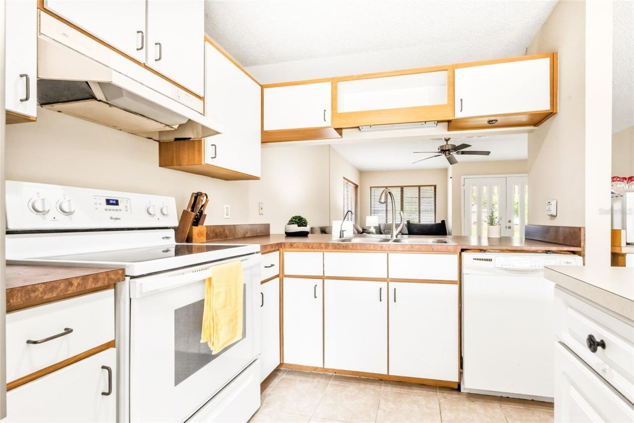 Photo 3 of 8 Lladd Ct, Palm Coast, FL 32164
