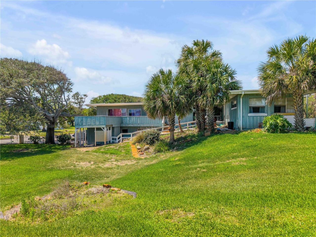 Photo 5 of 401 Driftwood Ave, Daytona Beach, FL 32118