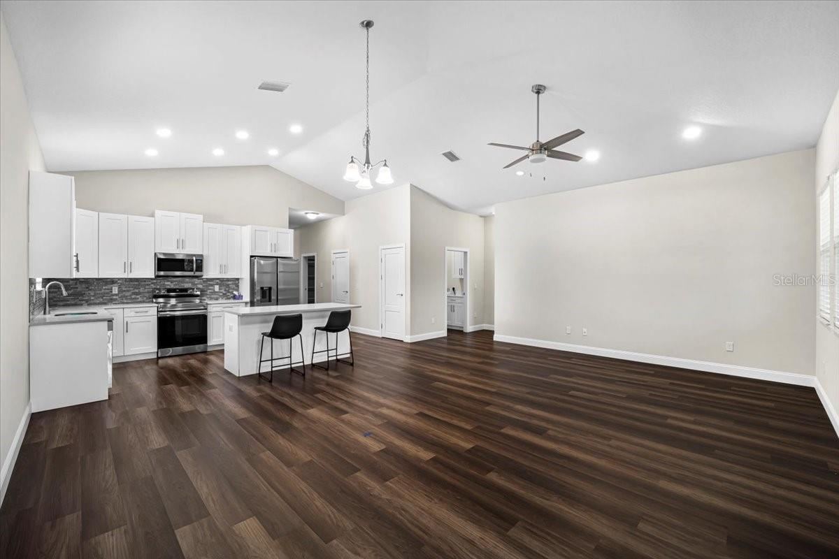 Photo 3 of 11 Green Cir, Palm Coast, FL 32164