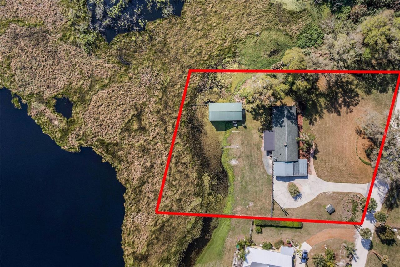 Photo 3 of 2285 Wilmhurst Rd, Deland, FL 32720