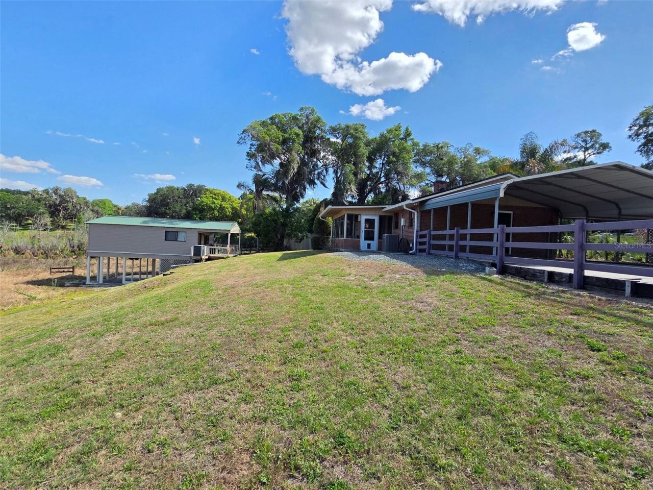 Photo 4 of 2285 Wilmhurst Rd, Deland, FL 32720