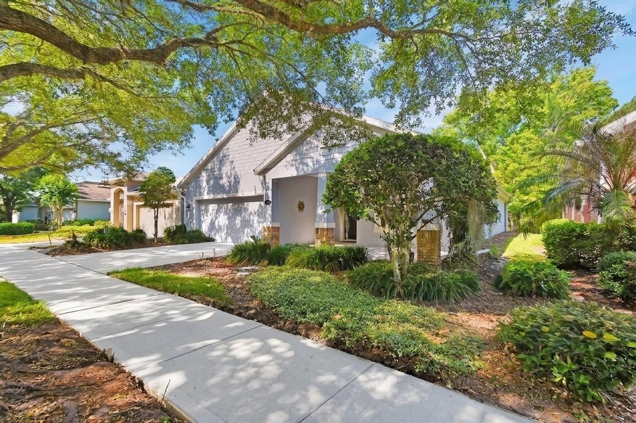 Photo 4 of 525 Heron Point Way, Deland, FL 32724
