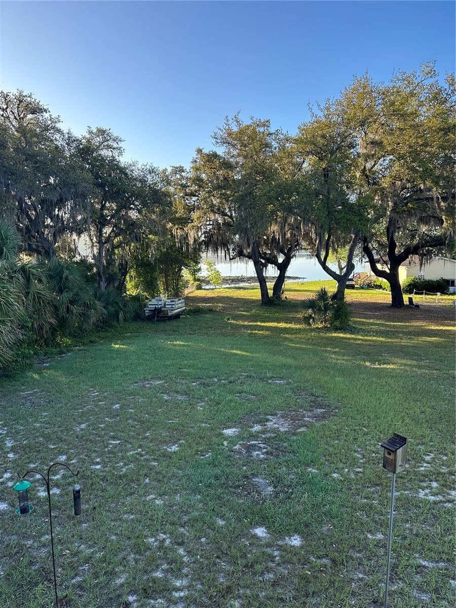 Photo 5 of 212 Ashley St, Hawthorne, FL 32640
