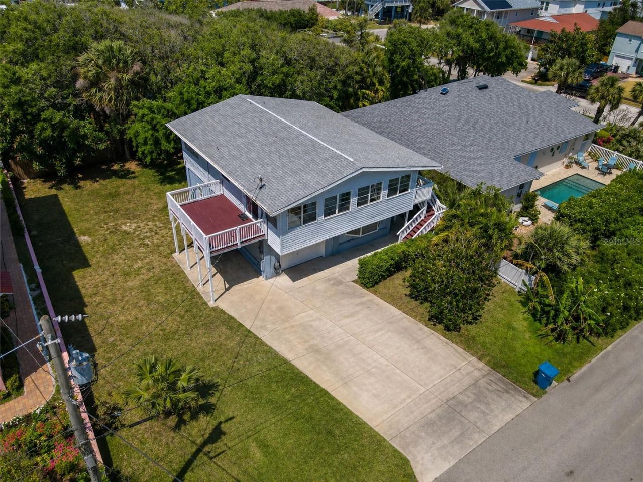 Photo 4 of 824 Garfish Ave, New Smyrna Beach, FL 32169