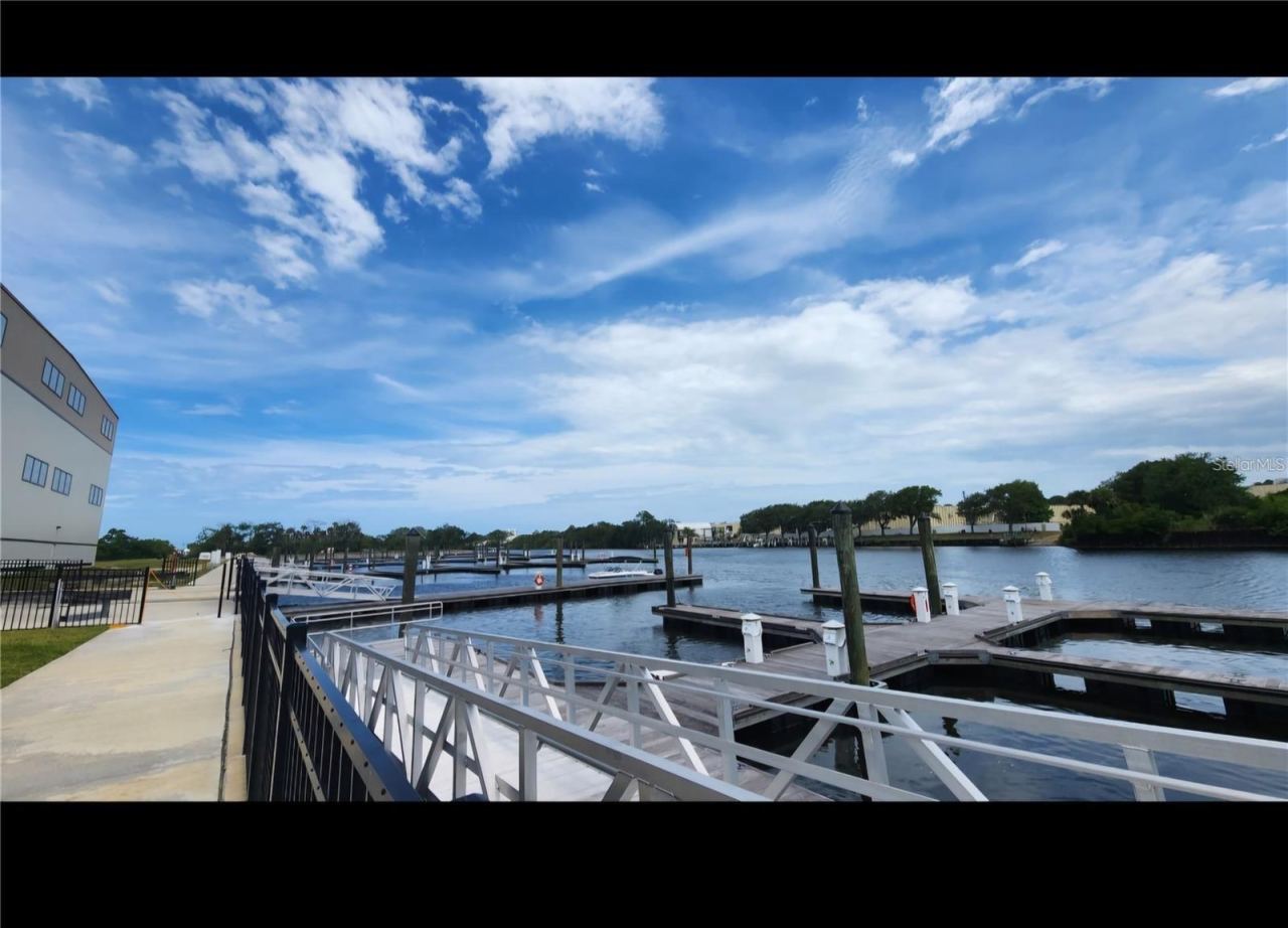 Photo 5 of 21 Del Palma Dr, Palm Coast, FL 32137