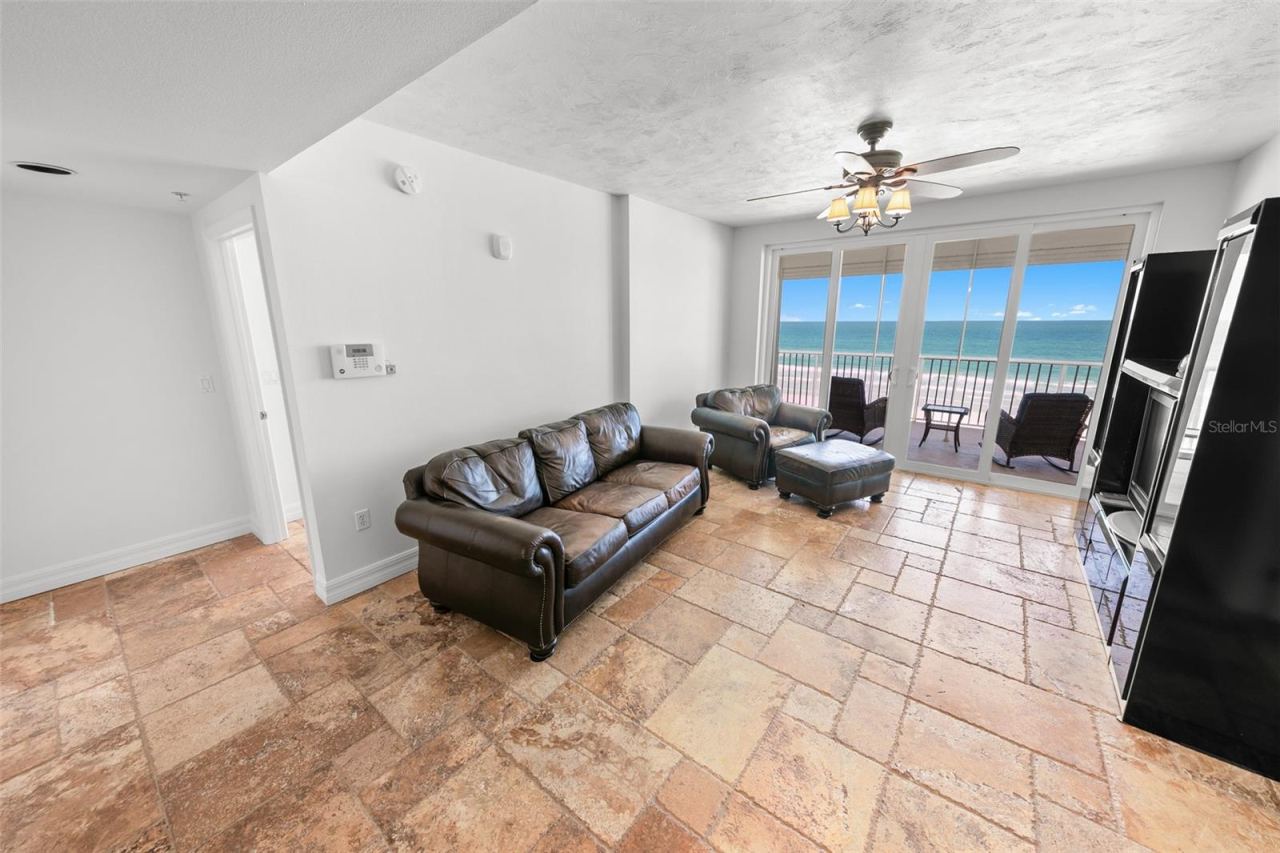 Photo 4 of 4767 S Atlantic Ave #402, Ponce Inlet, FL 32127