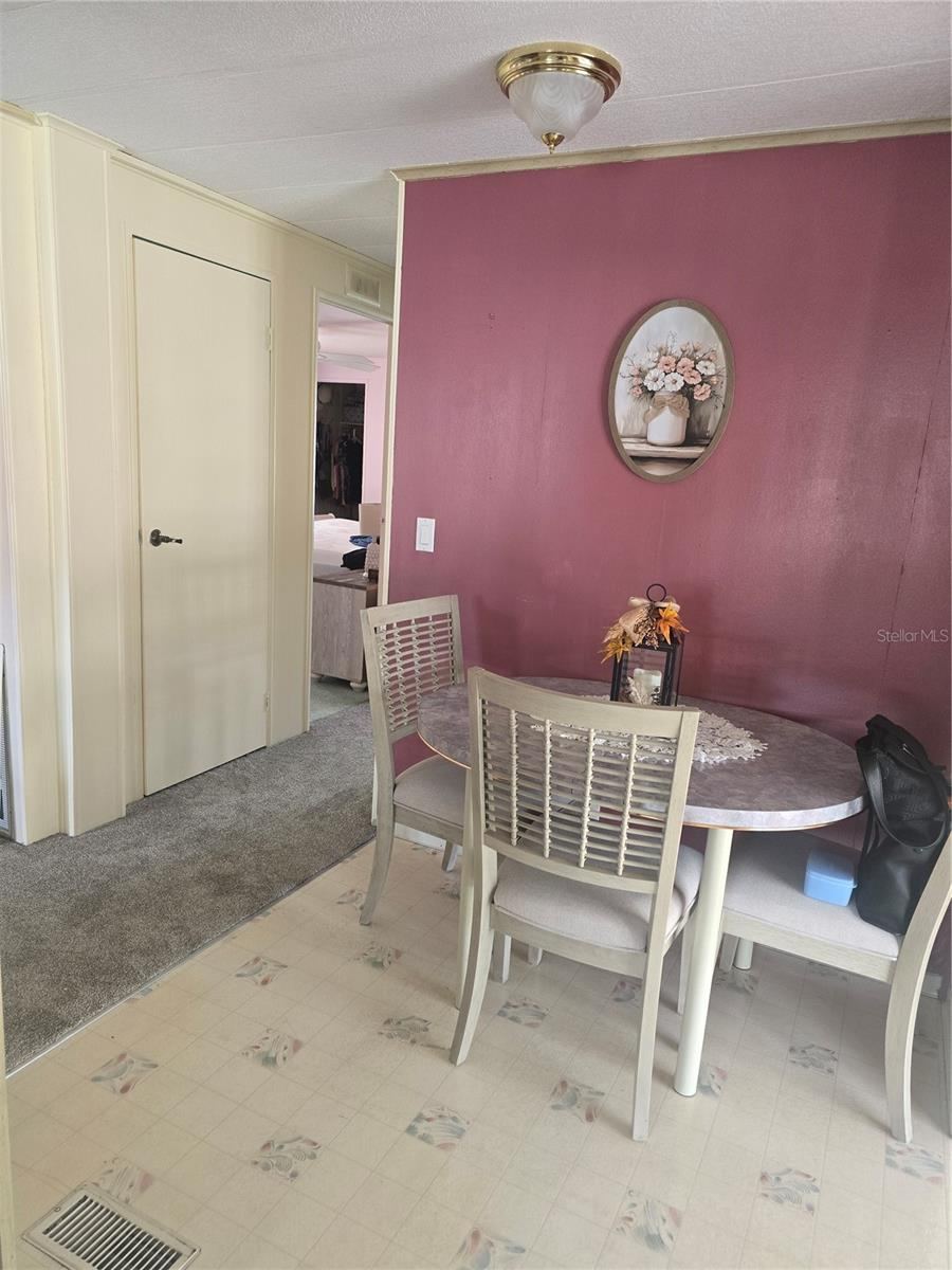 Photo 5 of 732 Dove Ave, Port Orange, FL 32129