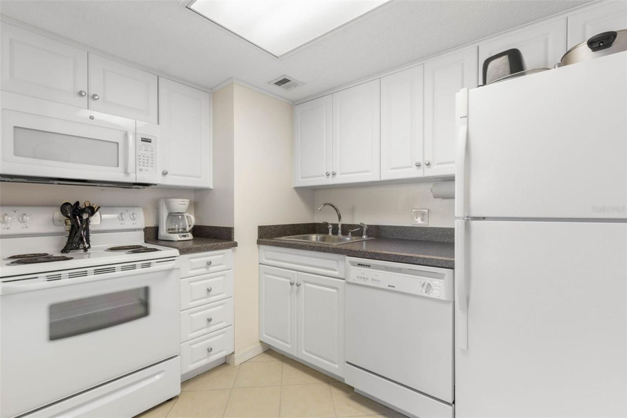 Photo 5 of 2700 Ocean Shore Blvd #316, Ormond Beach, FL 32176