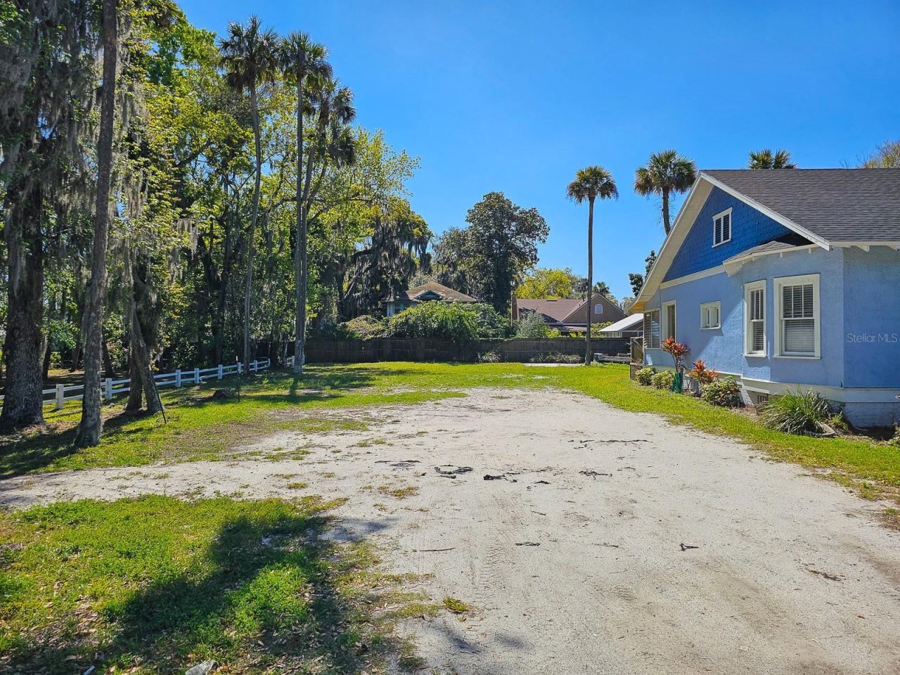 Photo 5 of 820 Canal St, New Smyrna Beach, FL 32168