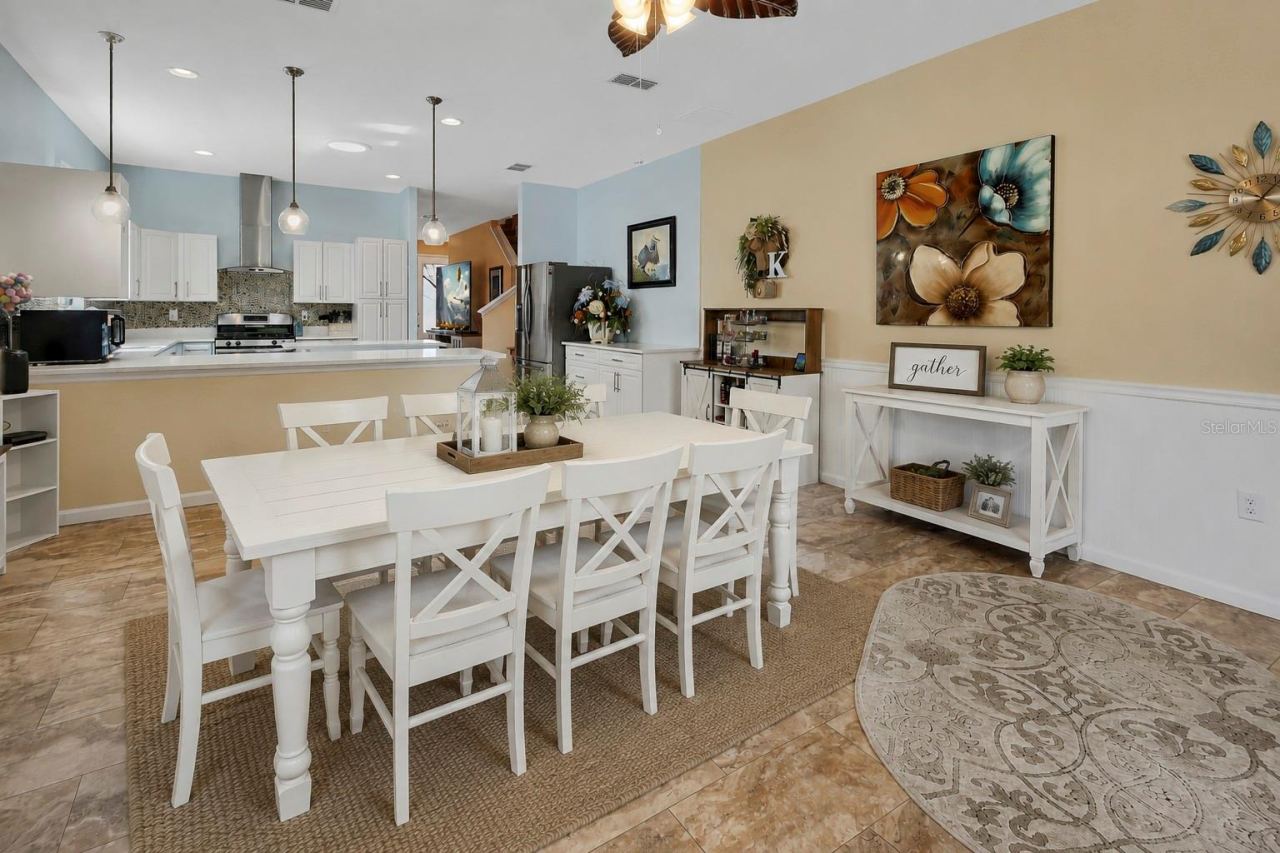 Photo 5 of 337 Orchard Hill St, Deland, FL 32724