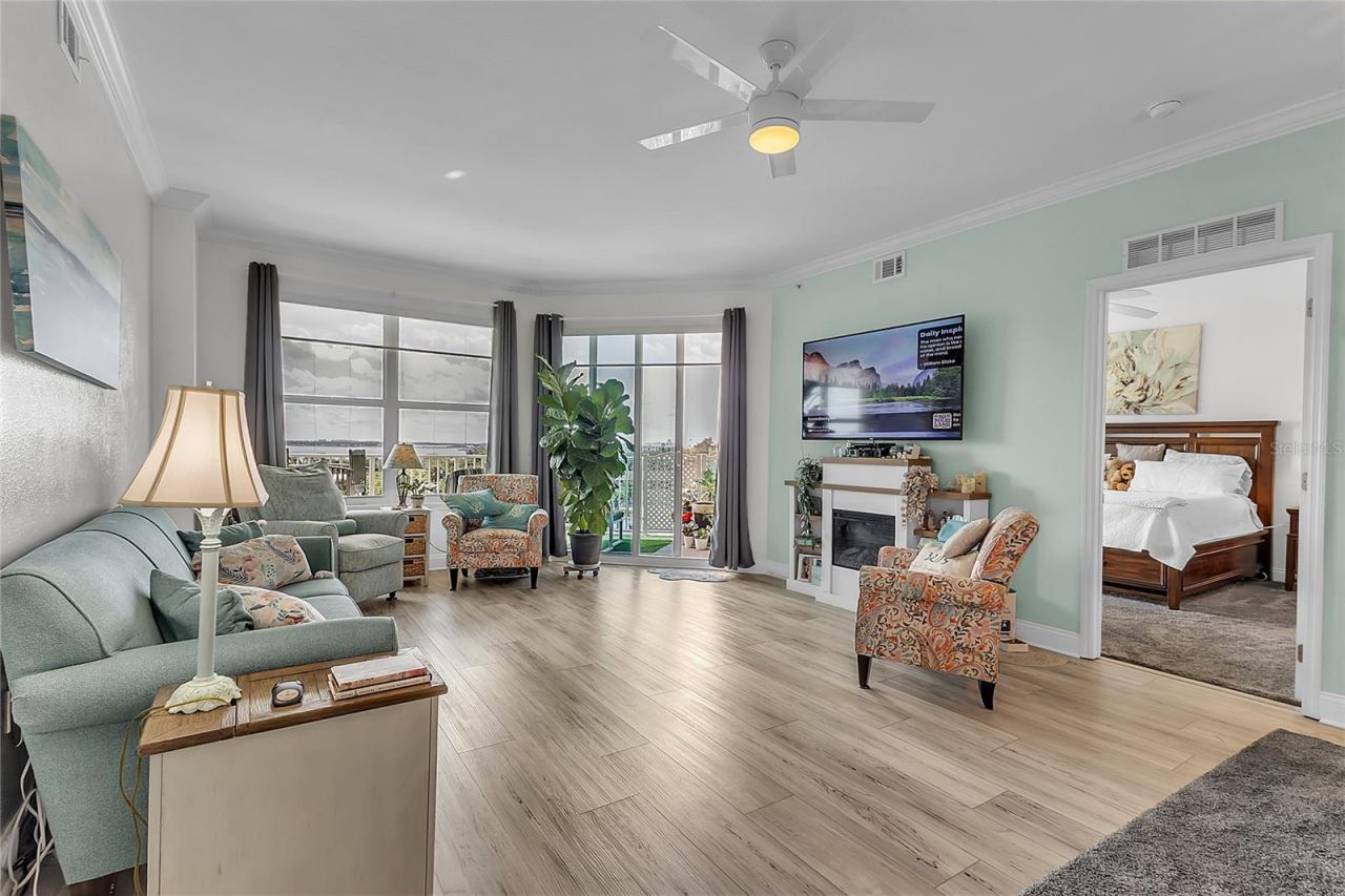 Photo 4 of 2801 S Ridgewood Ave #502, South Daytona, FL 32119