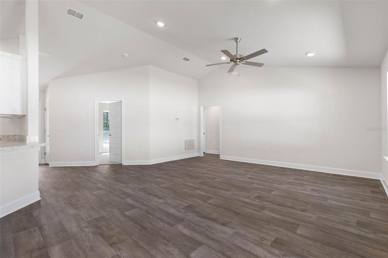 Photo 4 of 105 Palmwood Dr, Palm Coast, FL 32164