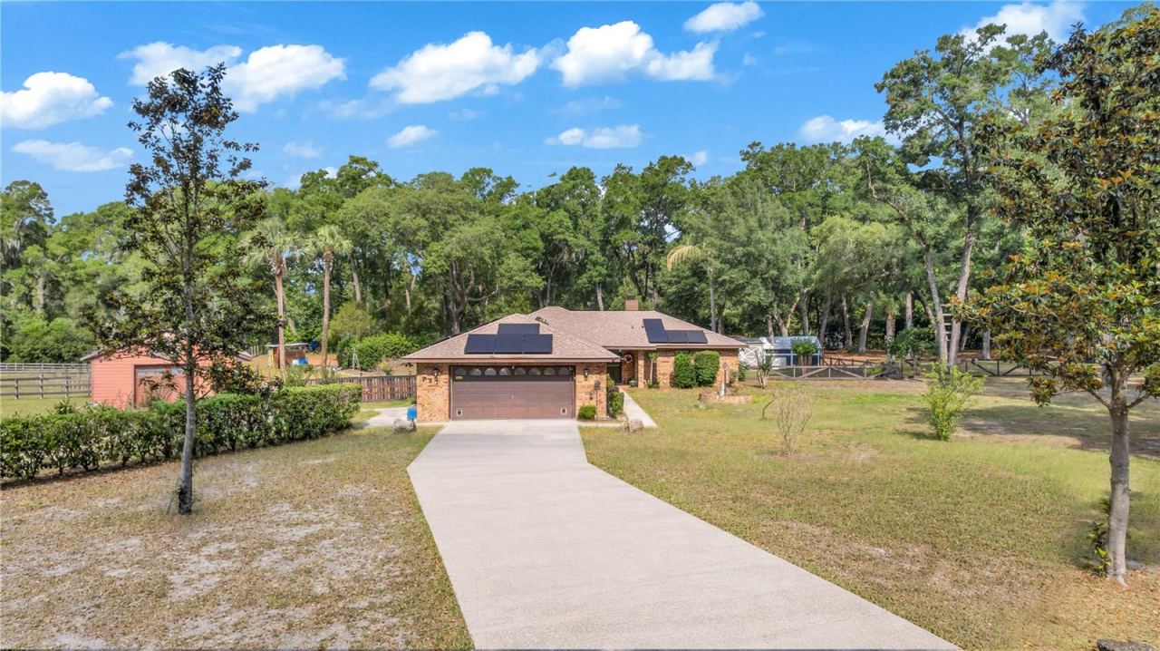 Photo 5 of 721 Mcgregor Rd, Deland, FL 32720