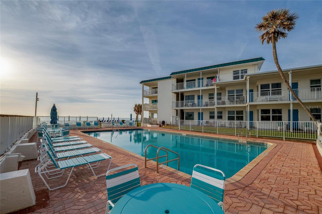 Photo 4 of 935 S Atlantic Ave #165, Daytona Beach, FL 32118