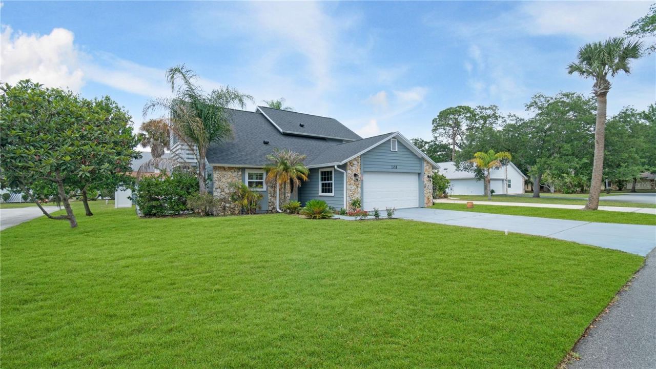 Photo 4 of 108 Grebe Ct, Daytona Beach, FL 32119