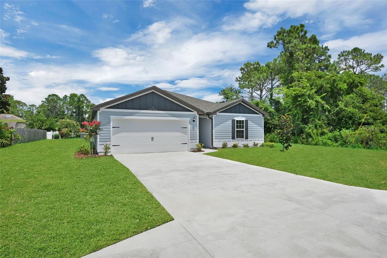 Photo 2 of 153 Parkview Dr, Palm Coast, FL 32164