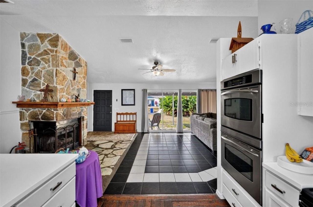 Photo 4 of 2519 Fern Palm Dr, Edgewater, FL 32141