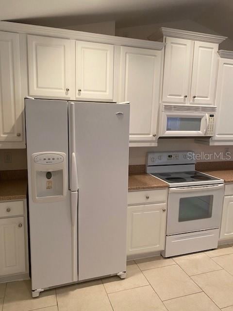Photo 2 of 28 Firethorn Ln, Palm Coast, FL 32137