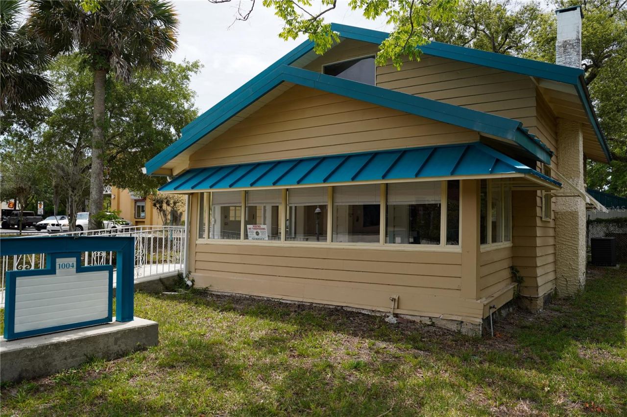 Photo 4 of 1004 Talton Ave, Deland, FL 32720