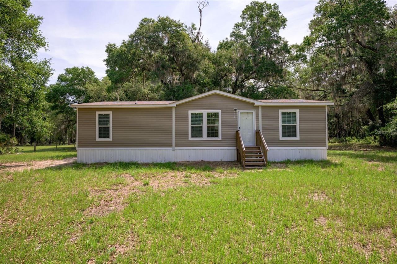 Photo 2 of 374 Sisco Rd, Pomona Park, FL 32181
