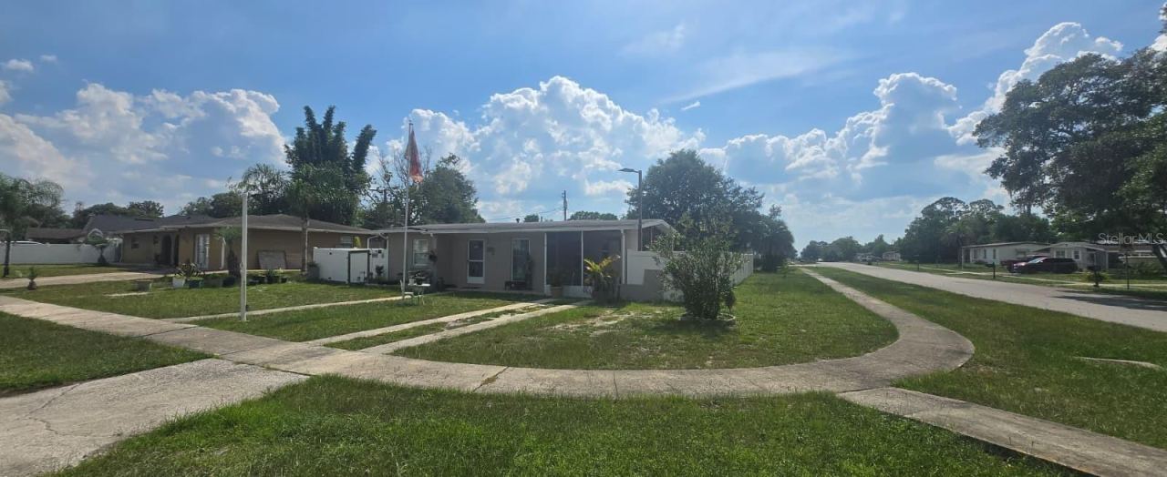 Photo 4 of 1222 Stillwater Ave, Deltona, FL 32725
